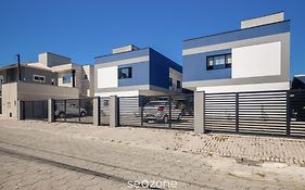 Lindos Apartamentos em Campeche - Floripa - SCO